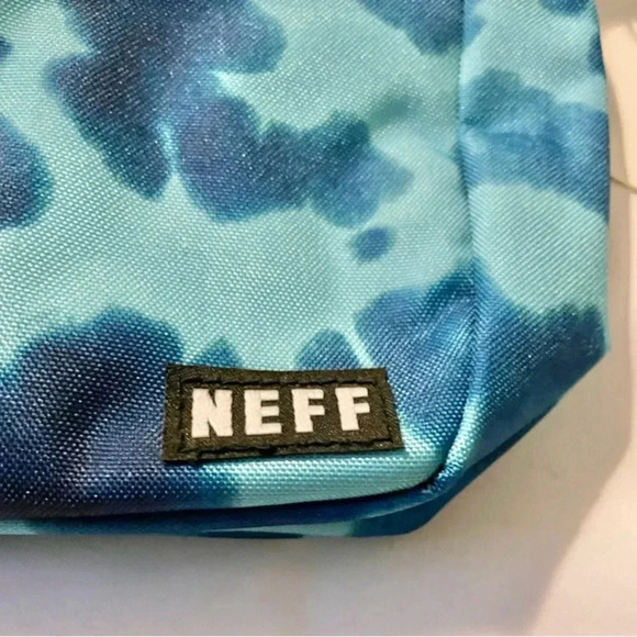 Neff Momentum Crossbody  Bag - NWT  Blue &  Blue bag width 8 “NWT - Picture 3 of 5